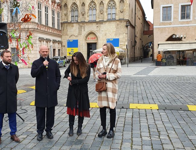 Velikonoční trhy po dvouleté pauze znovu na Staroměstském náměstí