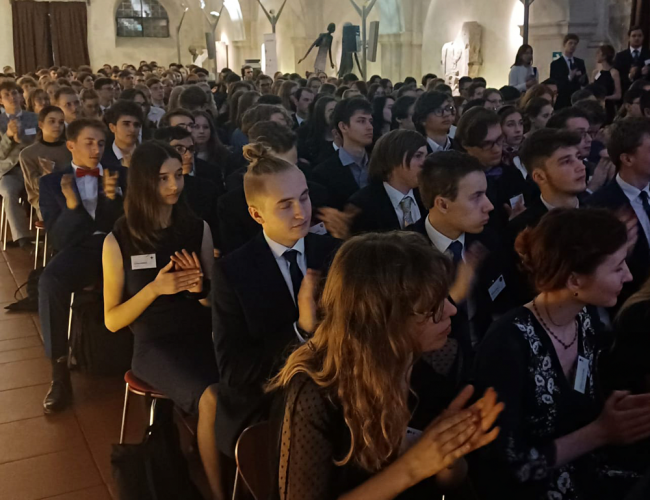 Studentský summit seznamuje mládež s fungováním mezinárodních organizací