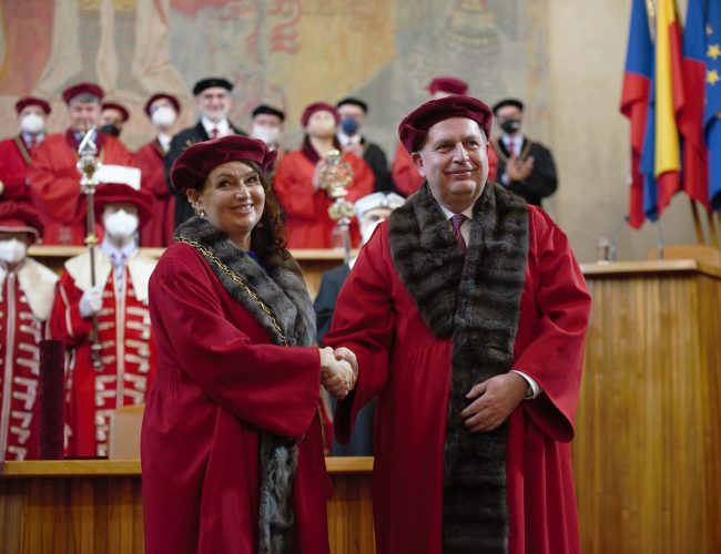 Slavnostní inaugurace: Milena Králíčková se stala první ženou v čele Univerzity Karlovy
