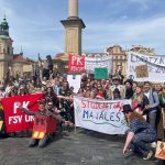 „Studenti všude, Majáles bude,“ znělo centrem Prahy na prvního máje