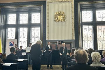 Praha 1 udělovala čestná občanství. In memoriam ho obdrželi muzikoložka Lenka Hlávková nebo Karel Schwarzenberg