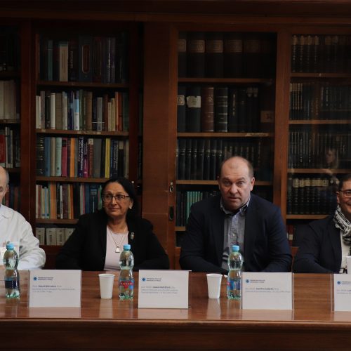 Případů poruch příjmu potravy přibývá. Pomoct může virtuální realita i zdravá střeva