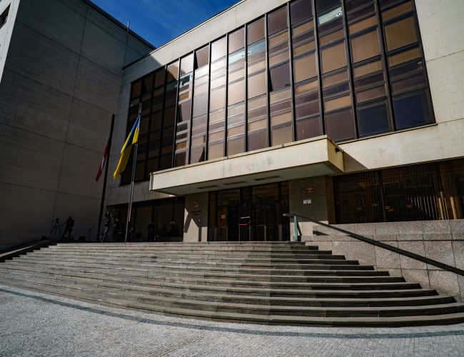 Rakušan slíbil navýšení platů, policie a hasiči čekali více