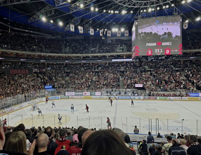 Sparta vrací úder Kometě. Kořenář udržel nulu a Řepík znovu skóroval