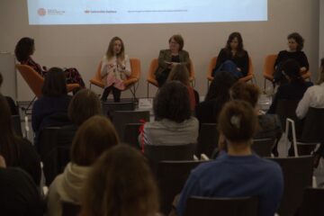 Ženy, které inspirují, sdílejí a podporují se. Současné vědkyně se dělí s doktorandkami o zkušenosti