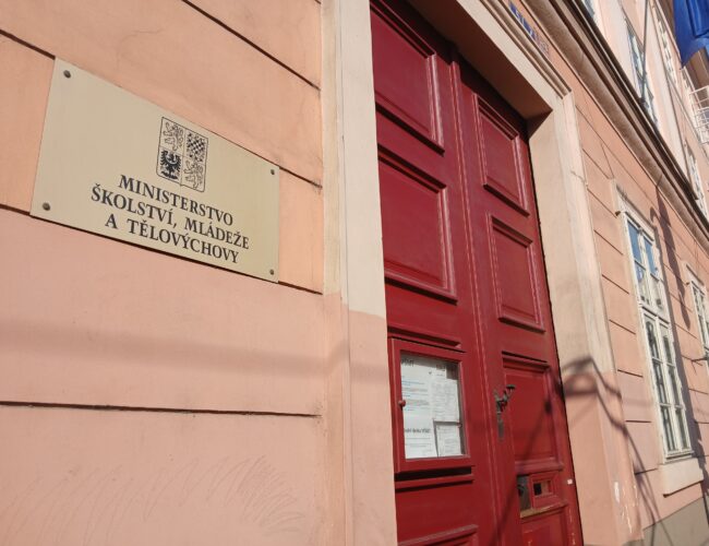 Nerovné šance dětí ve vzdělávání. Odborníci na ministerstvu hledají řešení pro chudší regiony