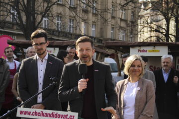 STAN jako první zahajuje kampaň do komunálních voleb, volá po generační změně