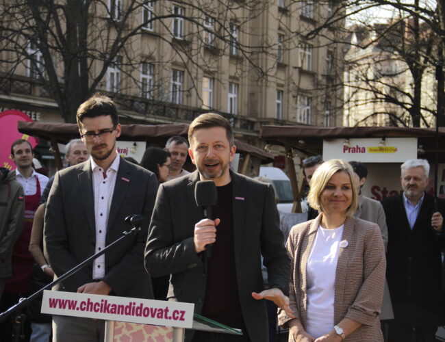 STAN jako první zahajuje kampaň do komunálních voleb, volá po generační změně