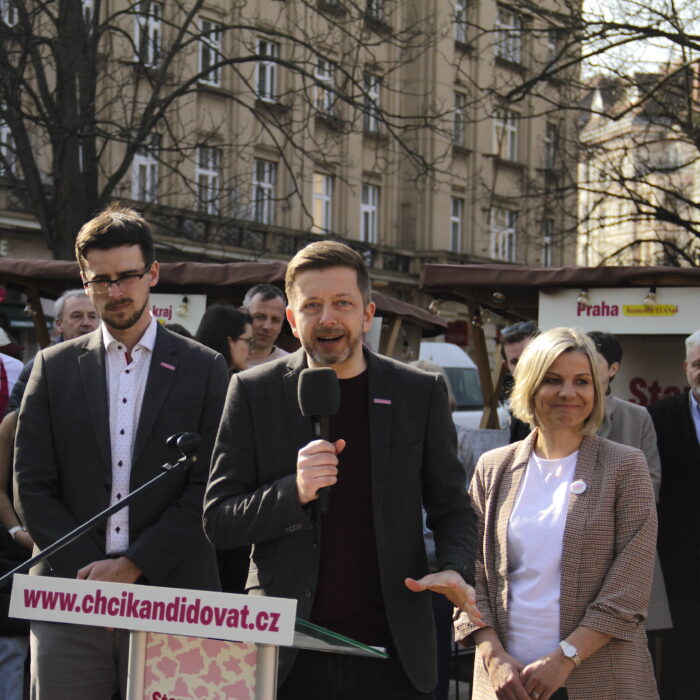 STAN jako první zahajuje kampaň do komunálních voleb, volá po generační změně