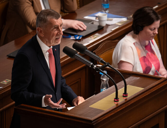 Kupka označil plán na změnu financování ČT a ČRo za slabošství. „Jde o transparentnost,“ reagoval Babiš