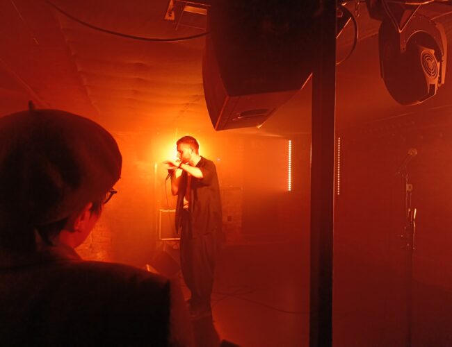 Minulá noc je jak jinej život: Křest debutové desky Tomáše Havlena