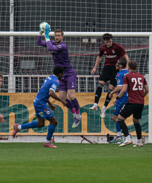 Artis na hraně baráže o postup, Sparta jednou nohou ve třetí lize