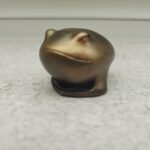 Ukraden, ale nikdy zapomenut. Žabák se po 19 letech vrací na Ládví